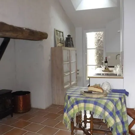 Ancient Village House With Private Terraced Garden Auzon